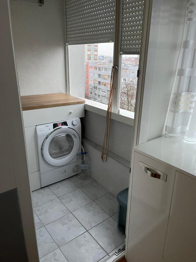 Lola Home Карловаць Екстер'єр фото